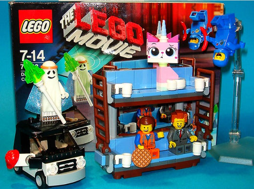 LEGO The Movie 70818 Double-Decker Couch 204pcs Ghost Vitruvius