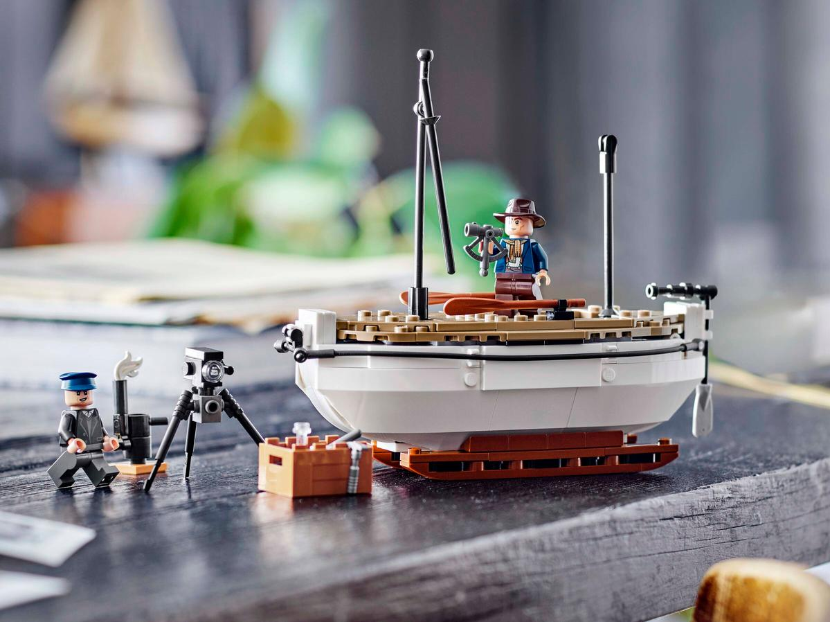 LEGO 40729 Icons Shackleton Lifeboat New