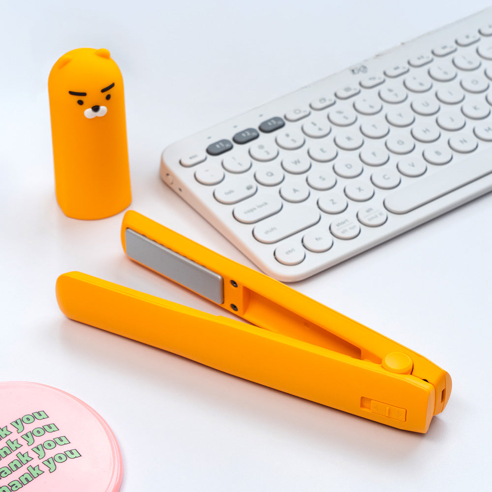 Kakao Friends Mini Wireless Hair Straightener Lion